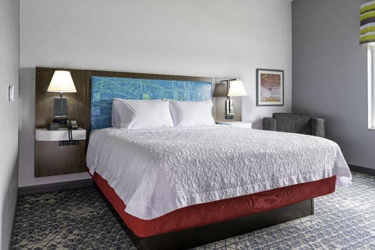 Hampton Inn By Hilton St Louis Airport Woodson Terrace Eksteriør bilde