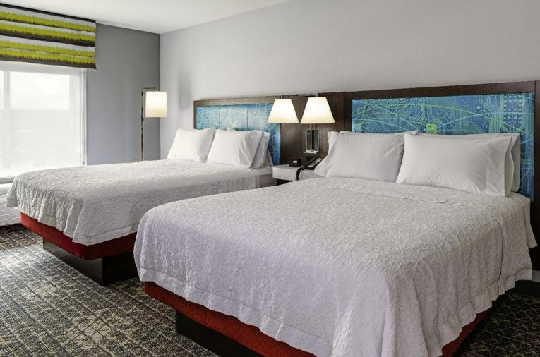 Hampton Inn By Hilton St Louis Airport Woodson Terrace Eksteriør bilde