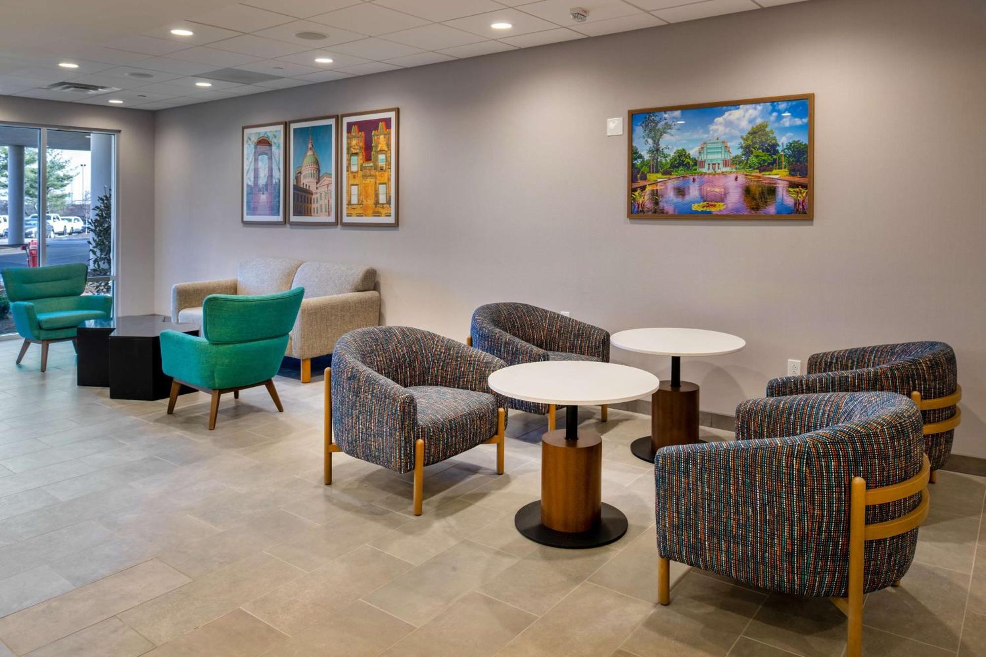 Hampton Inn By Hilton St Louis Airport Woodson Terrace Eksteriør bilde