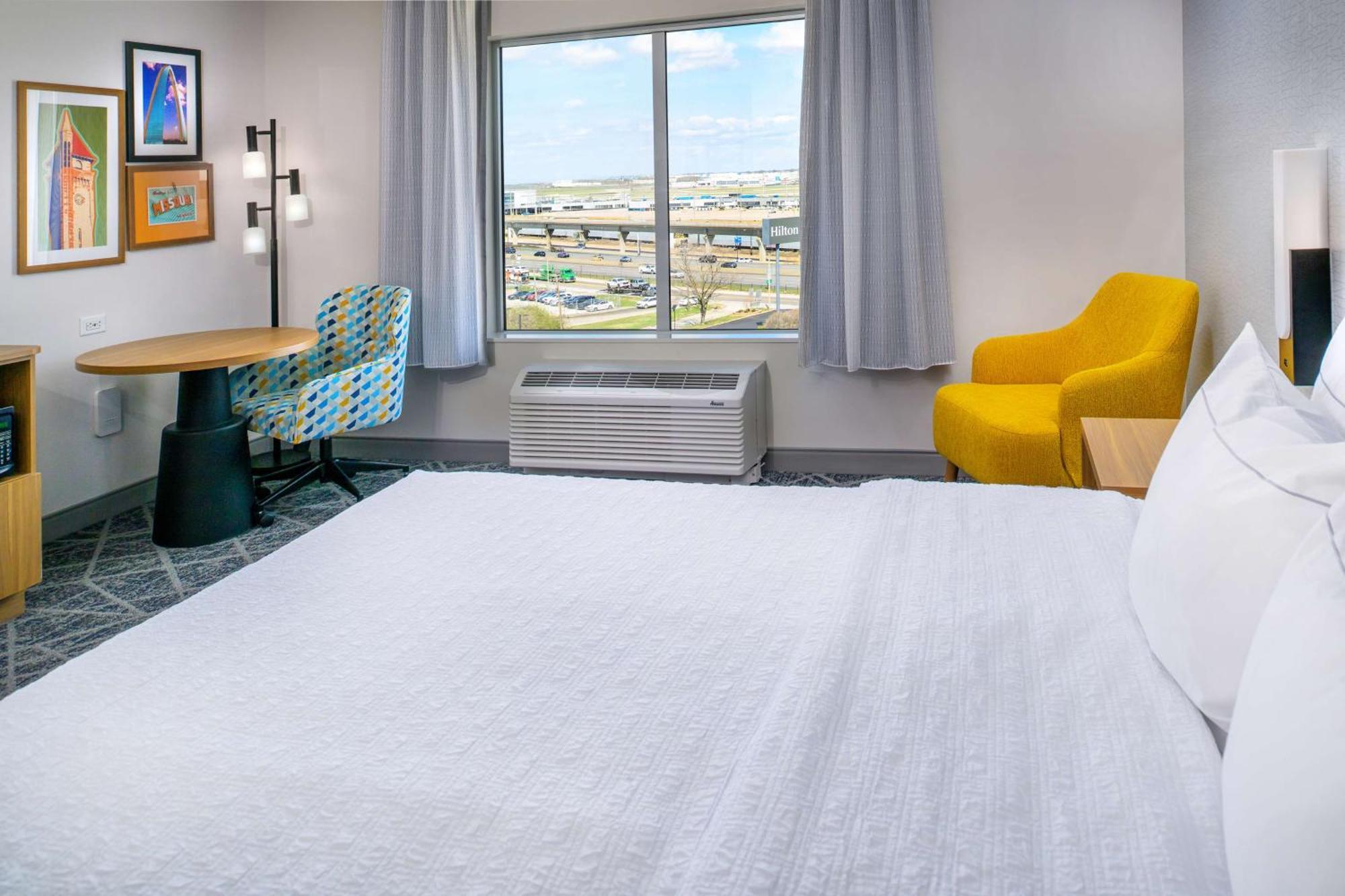 Hampton Inn By Hilton St Louis Airport Woodson Terrace Eksteriør bilde